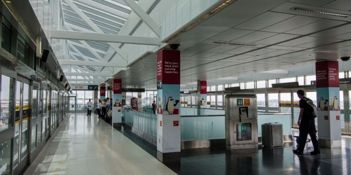 toronto airport pick up guide terminal t3