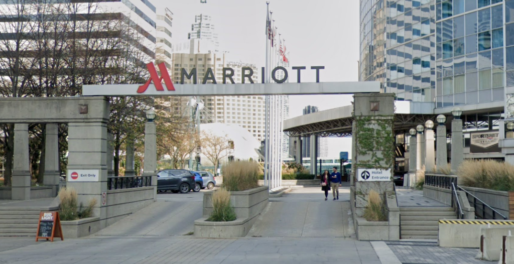 person airport taxi and limo to Marriot hotel Toronto
